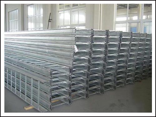 托盘式电缆桥架